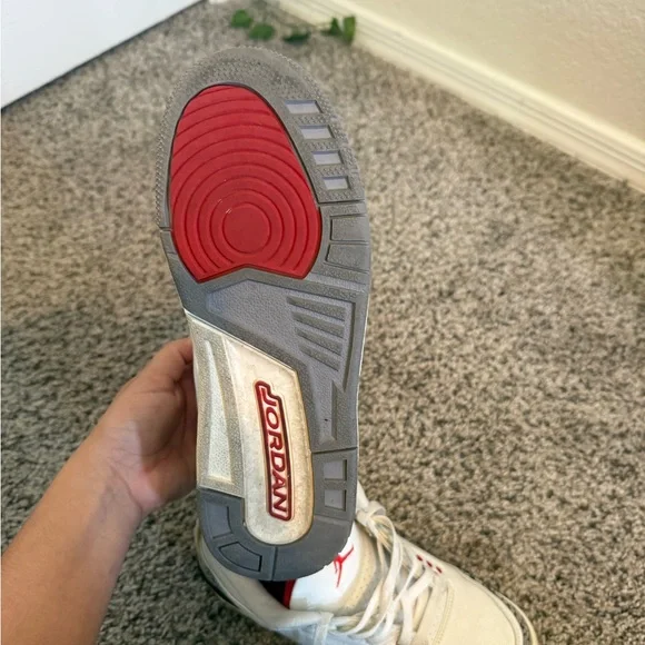 Air Jordan 3 Retro GS ‘White Cement Reimagined’ 7.5 W - Picture 8 of 8